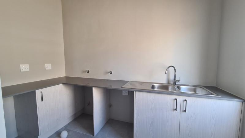 3 Bedroom Property for Sale in Sunningdale Western Cape